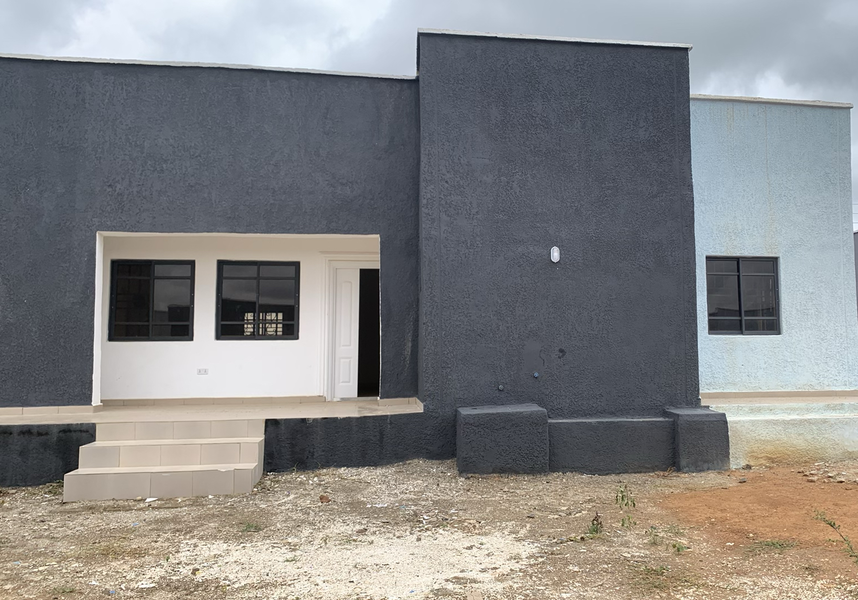 3-Bedroom Home for Sale in Prime Keffi Estate Flat 8 — cover photo