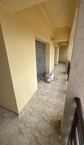Shop E — cover photo